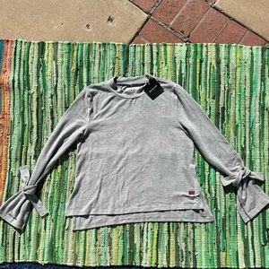 Peace Love World Bella Comfy yoga/sweatshirt NWT